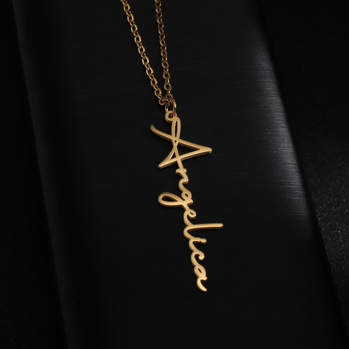 Atoztide Personalized Custom N - Birth Flower Necklace recension och pris